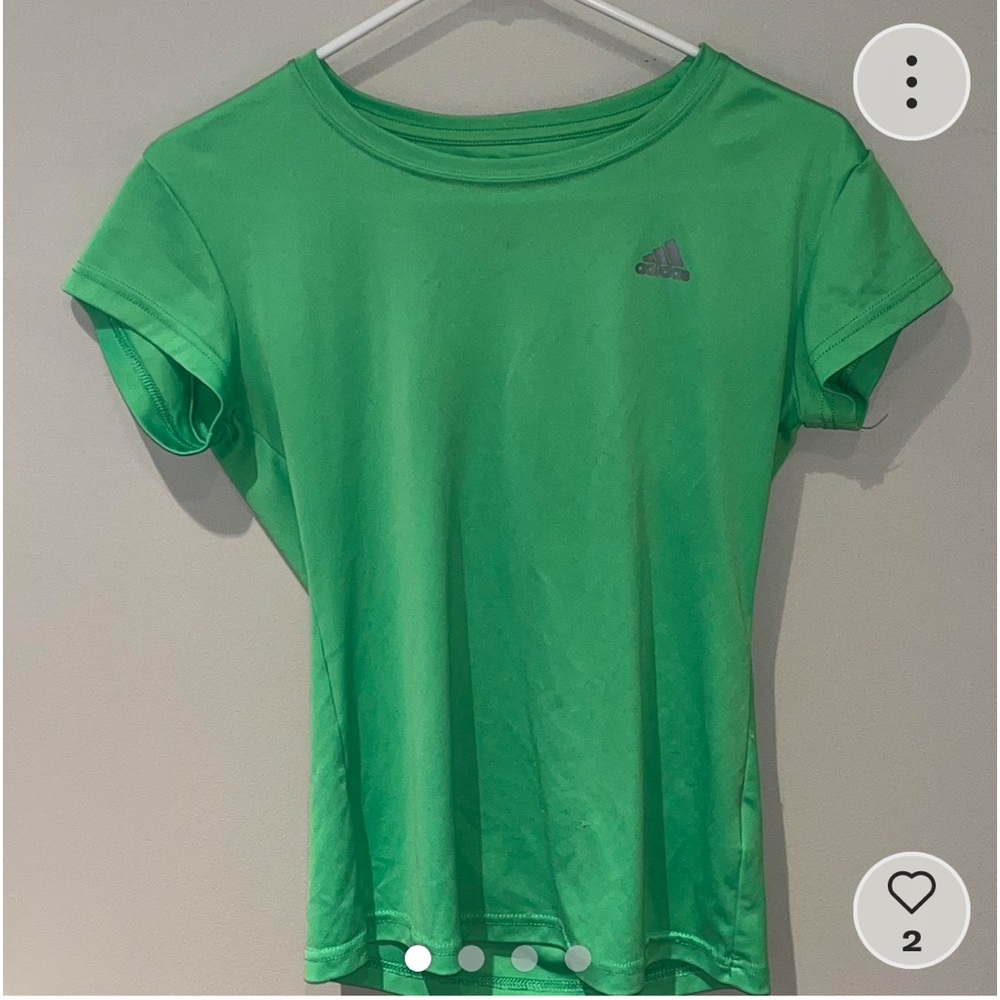 Athletic shirt